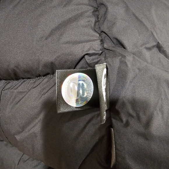 Aritzia The SuperSnug Puff™ Mid Jacket - Picture 10 of 12